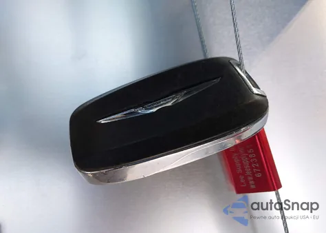 2020 Chrysler Pacifica Touring L из США, поврежденный, VIN 2C4RC1BG9LR272118